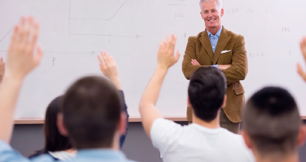 Study Reveals Colleges With the Best Professors